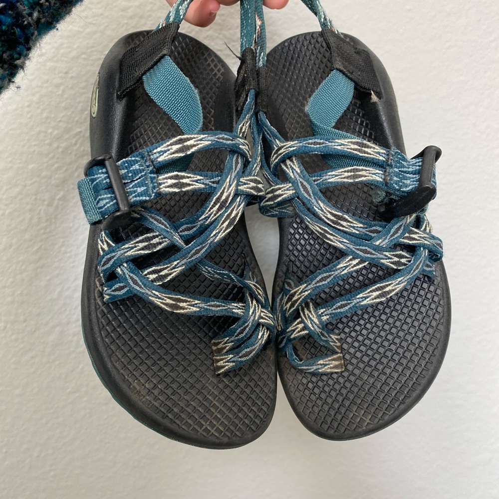 Women’s Size 5 Aztec Chacos